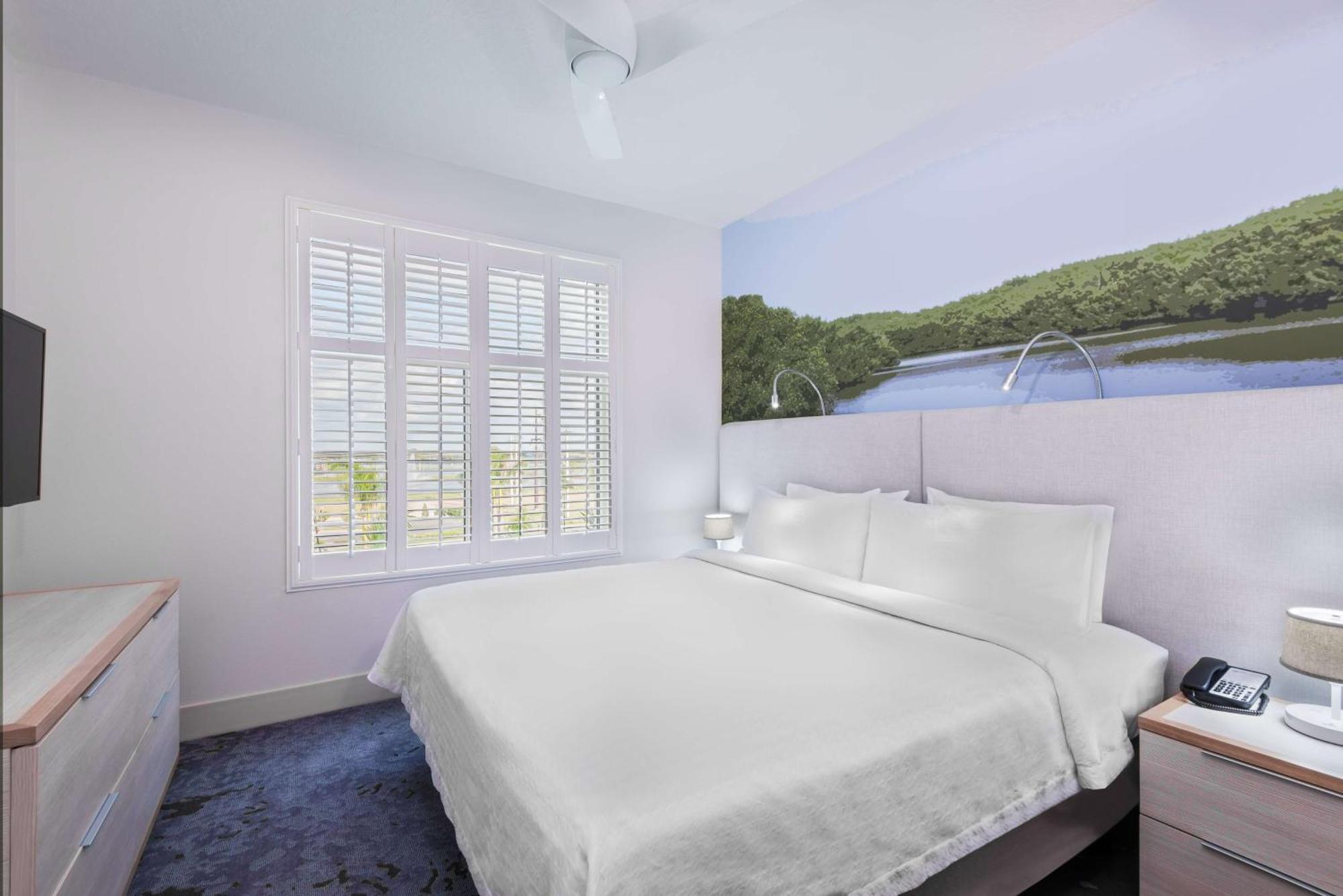 Homewood Suites By Hilton Sarasota-Lakewood Ranch The Meadows Exterior photo