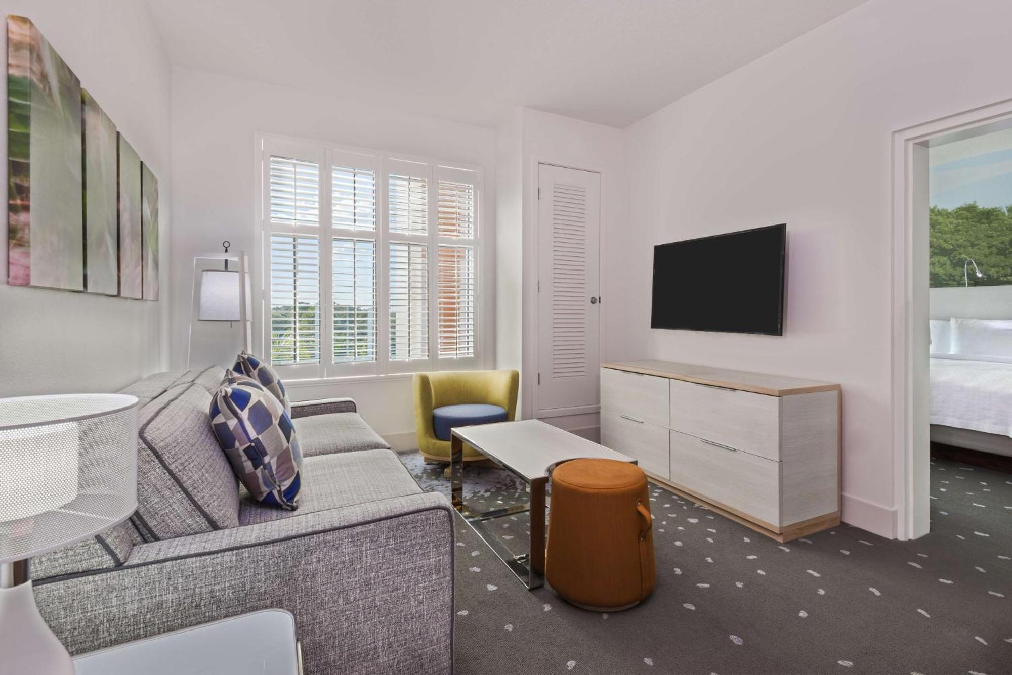 Homewood Suites By Hilton Sarasota-Lakewood Ranch The Meadows Exterior photo